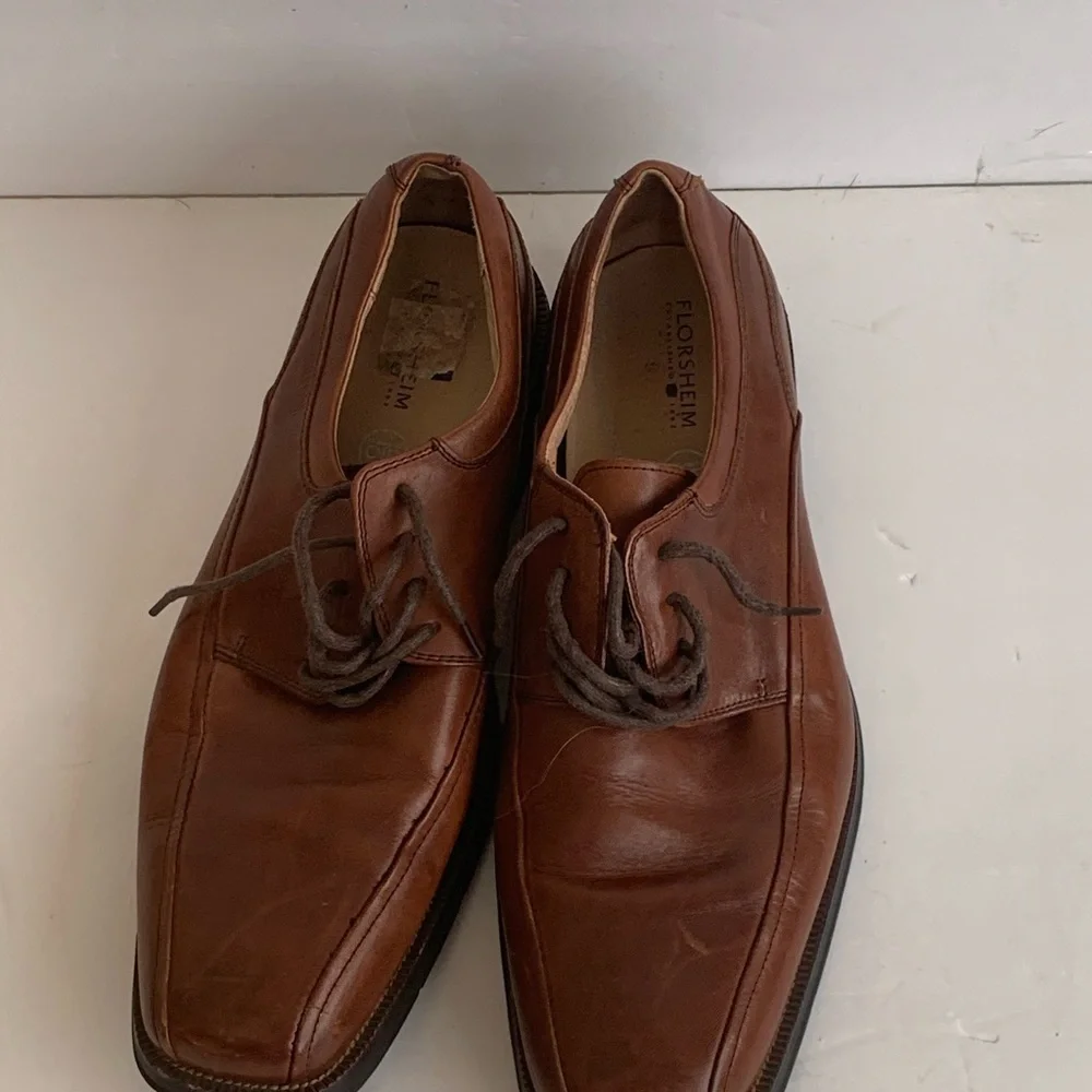 Florsheim brown leather shoes size 8D